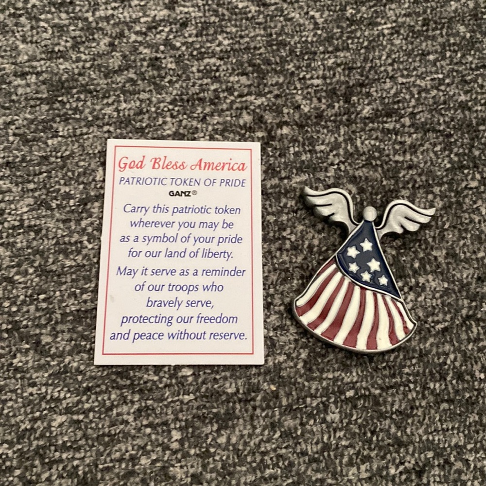 God Bless America patriotic token of pride